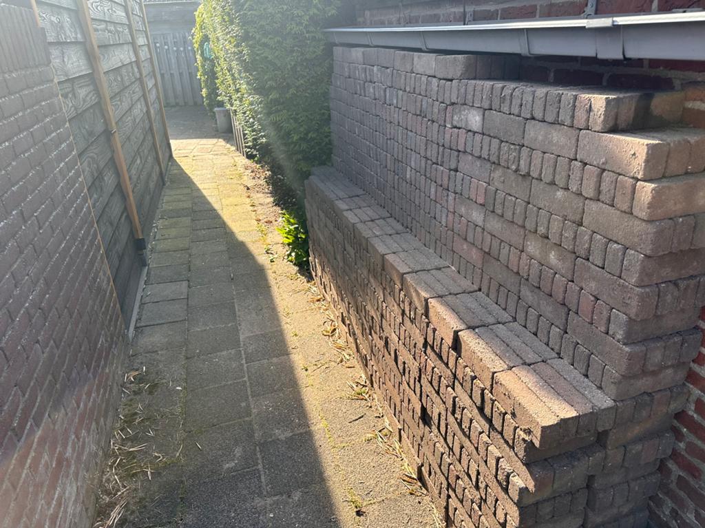 Oude gebakken Waaltjes 13 vierkante per meter., Ophalen, 100 tot 200 cm, Biels, Zo goed als nieuw
