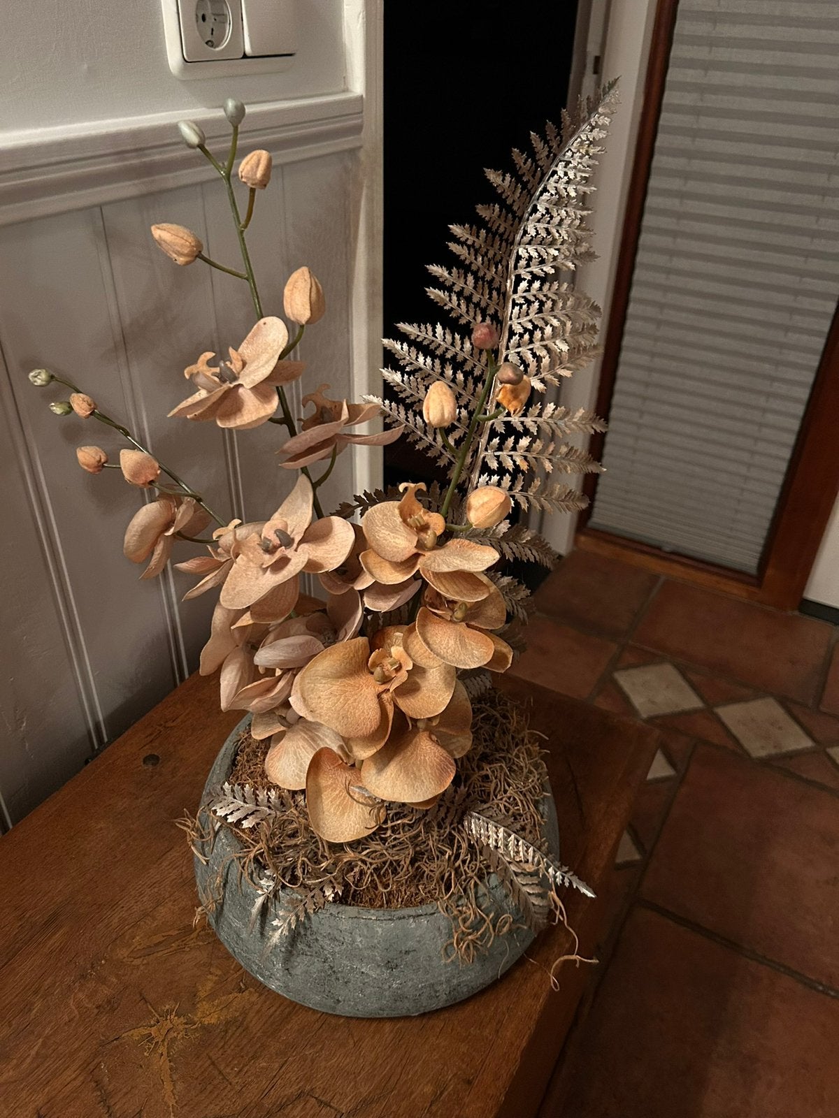 Decoratieve bloemstuk met orchideeën, Ophalen of Verzenden, Zo goed als nieuw