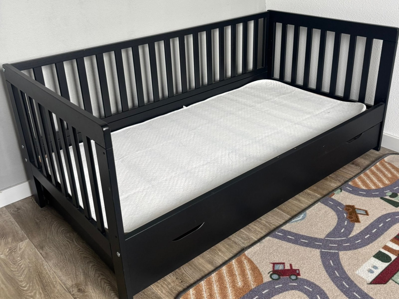 Peuterbed «PLUME» 140x70 Zwart met lades, Ophalen, 70 tot 85 cm, 140 tot 160 cm, Zo goed als nieuw