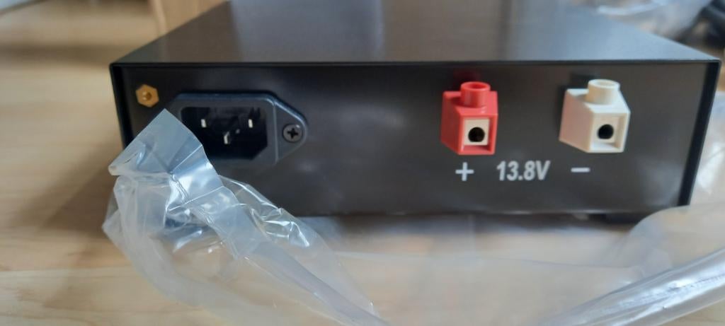 Nieuwe voeding TMAA-13-24, 13.8V 23A,voor zendamateurs, Ophalen of Verzenden, Nieuw