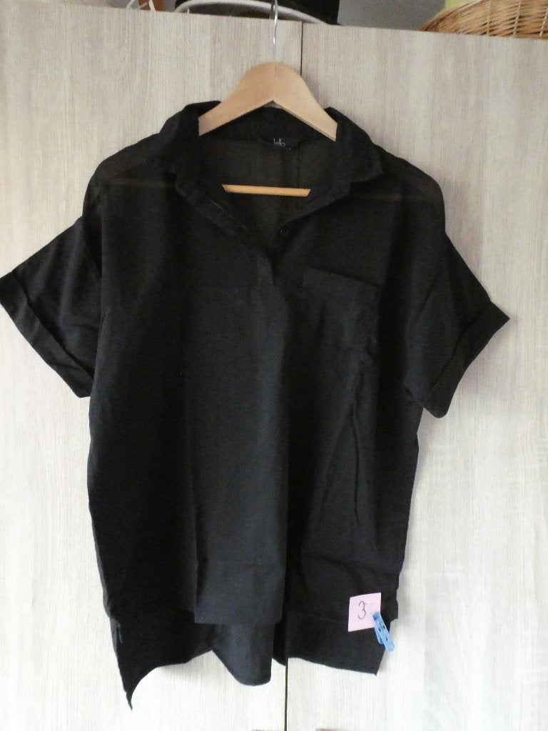 Zwarte blouse met korte mouw mt 42, Zwart, Maat 42/44 (L), Ophalen of Verzenden, Kello