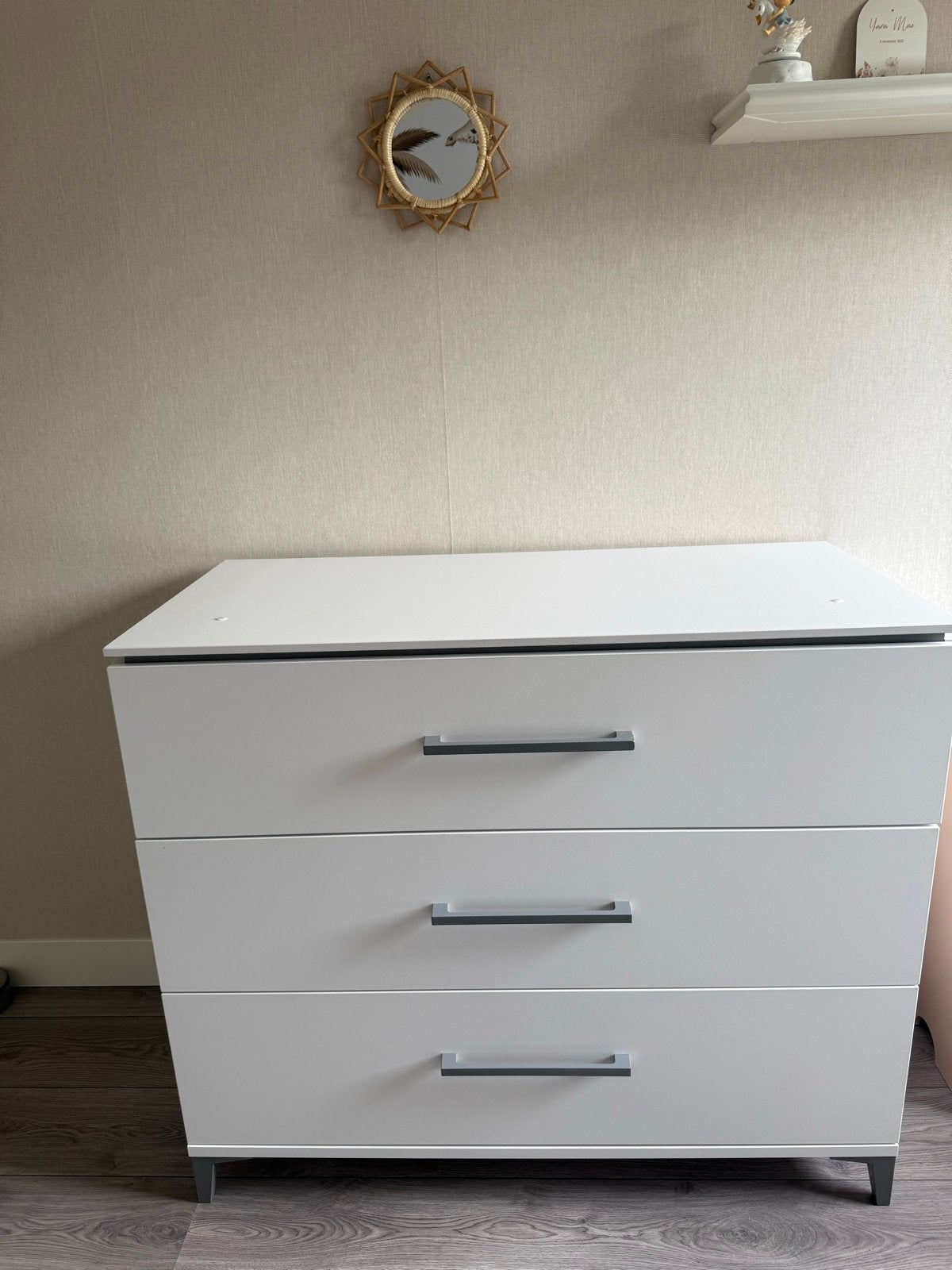 Prenatal Kledingkast en Commode met valbeveiliging, Ophalen, Gebruikt, Commode, Opstaande rand