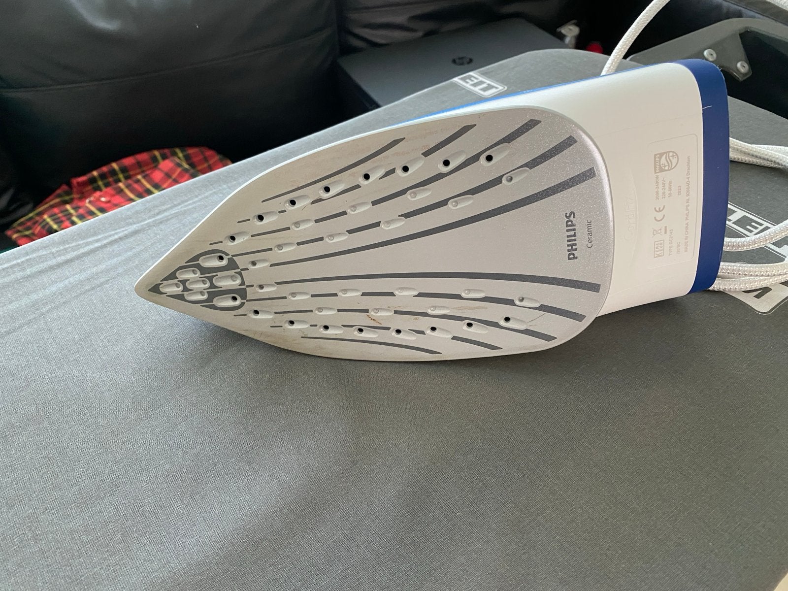 Philips EasySpeed Plus Strijkijzer - 2100W, Ophalen, Zo goed als nieuw, Strijkijzer met snoer
