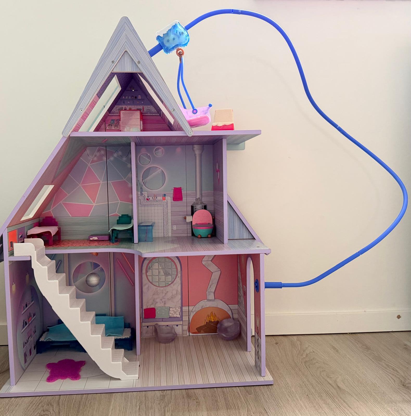 Lol suprise winterhuis huis, Ophalen, Zo goed als nieuw, Poppenhuis