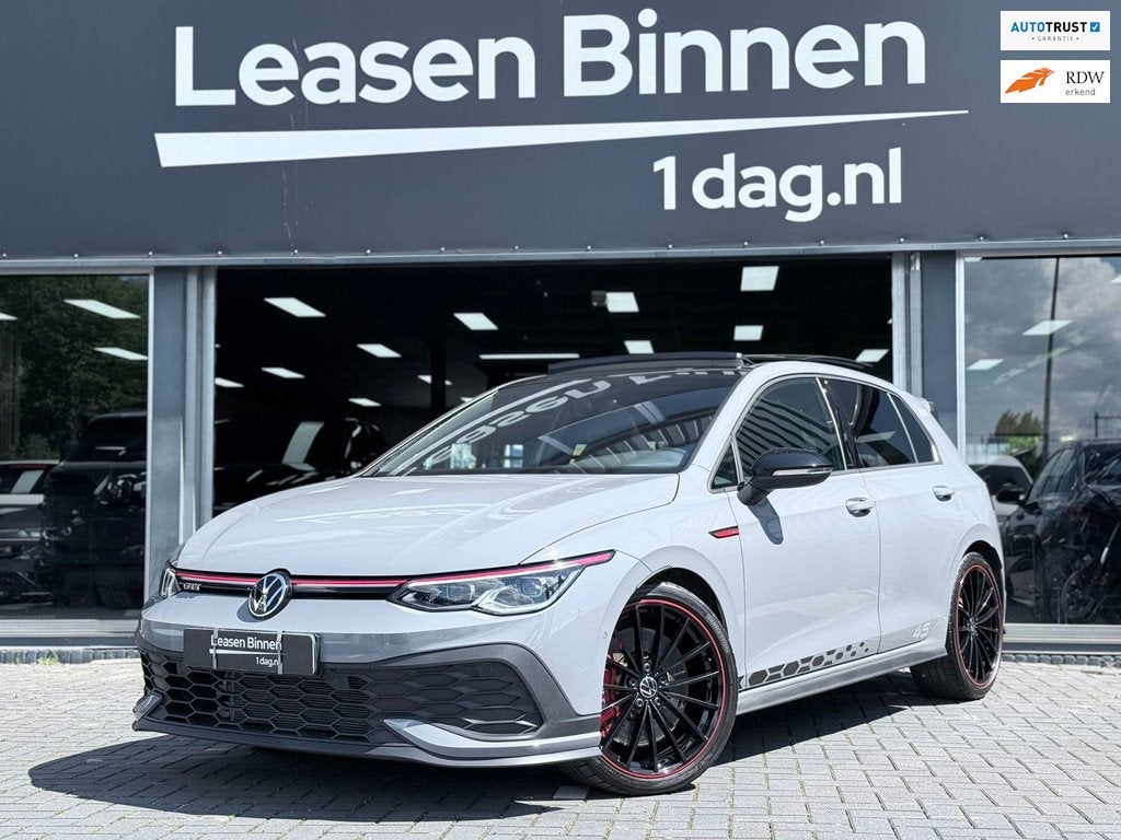 Volkswagen Golf 2.0 TSI GTI CLUBSPORT 45 Jahre|PANO|AKRAPOVI, Gebruikt, Zwart, 4 cilinders, 1984 cc
