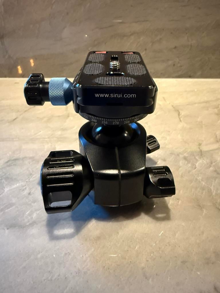 Sirui Balhoofd st-10x Nieuw., Audio, Tv en Foto, Fotografie | Statieven en Balhoofden, Ophalen of Verzenden, Nieuw, Minder dan 150 cm