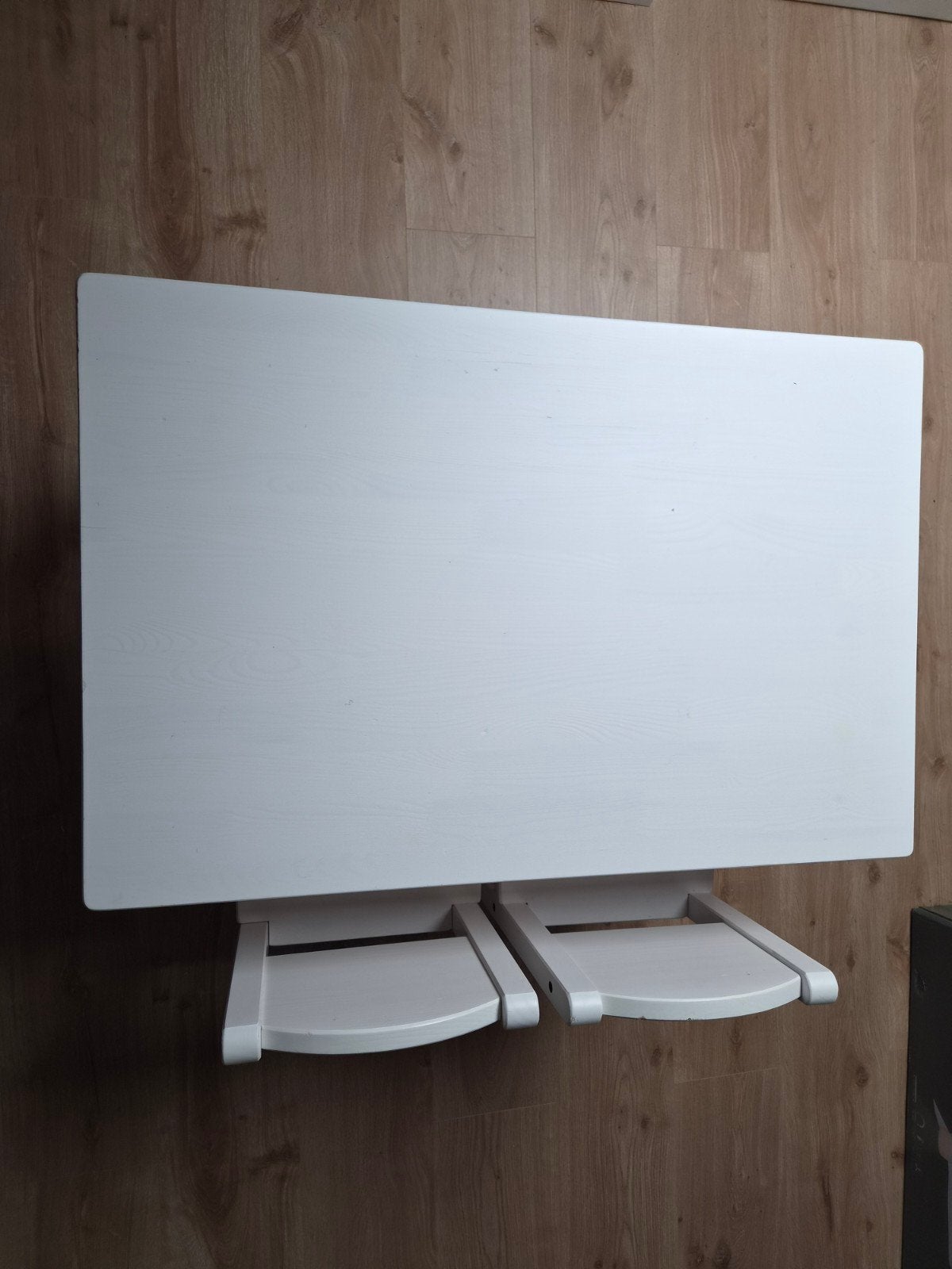 IKEA SUNDVIK Kindertafel met 2 stoelen - Wit, Ophalen, Gebruikt, Tafel(s) en Stoel(en)
