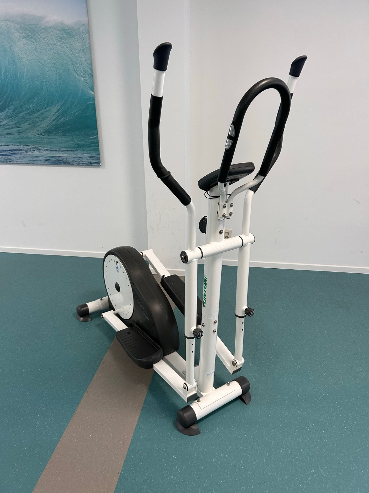 Tunturi crosstrainer - Zeer goede staat, stekkerloos, Ophalen, Zo goed als nieuw, Armen
