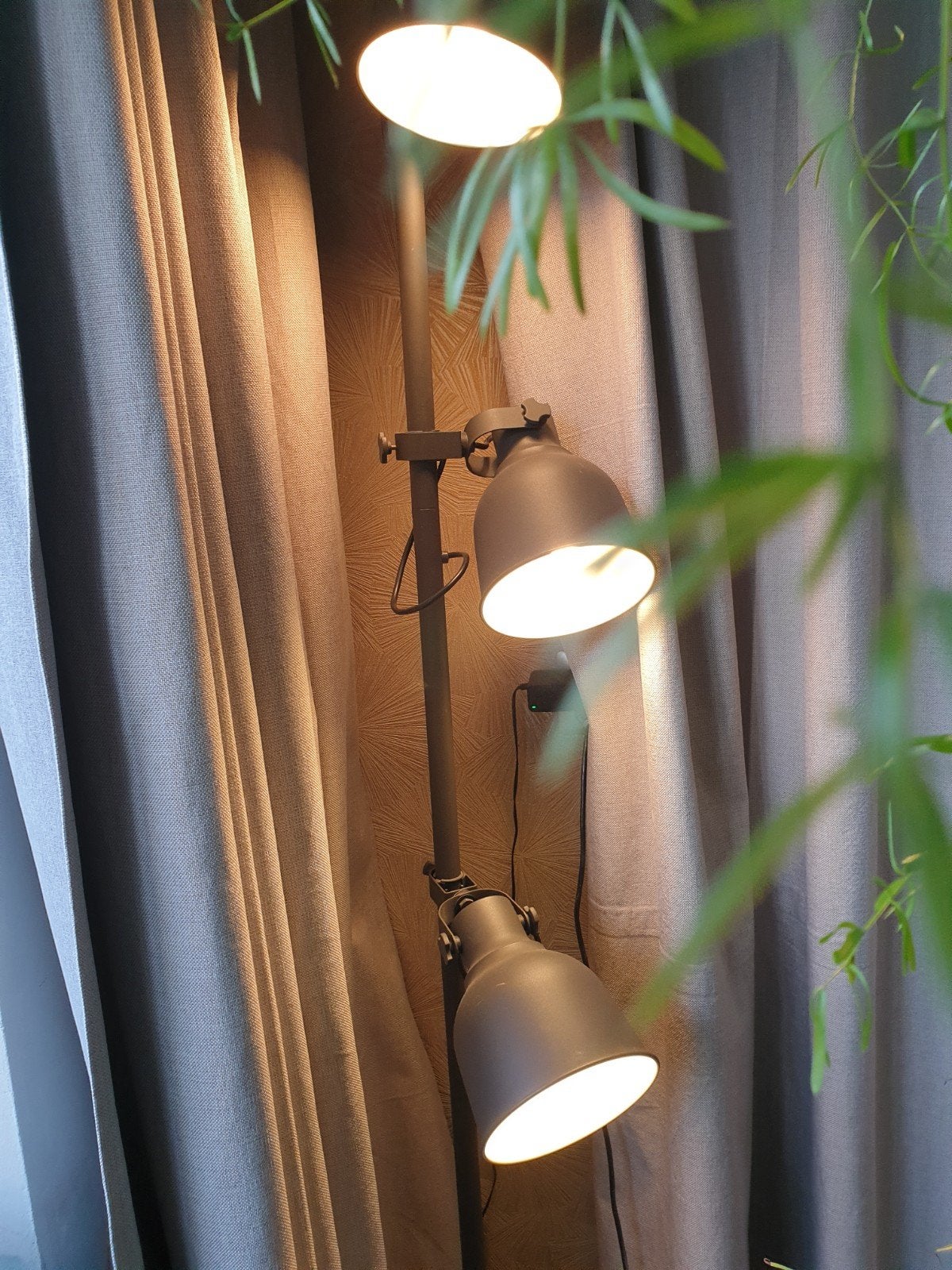 Moderne vloerlamp met 3 verstelbare spots, Ophalen, Zo goed als nieuw, Metaal, 150 tot 200 cm
