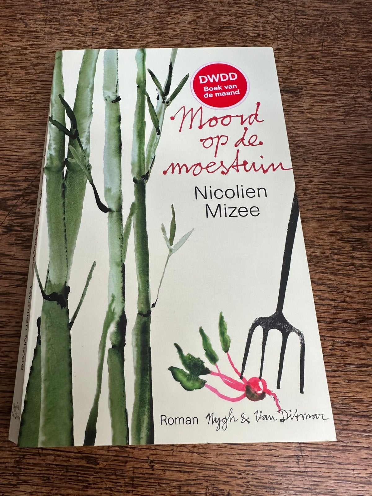 Nicolien Mizee: Moord op de moestuin, Ophalen of Verzenden, Zo goed als nieuw
