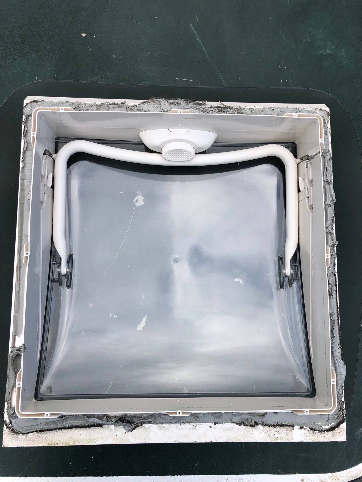 40 x 40 Dakraam voor camper of caravan, Ophalen, ., ., Info@arob.nl