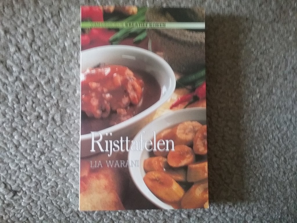 Rijsttafelen / Lia Warani (1987), Boeken, Kookboeken, Azië en Oosters, Ophalen of Verzenden, Zo goed als nieuw, Hoofdgerechten