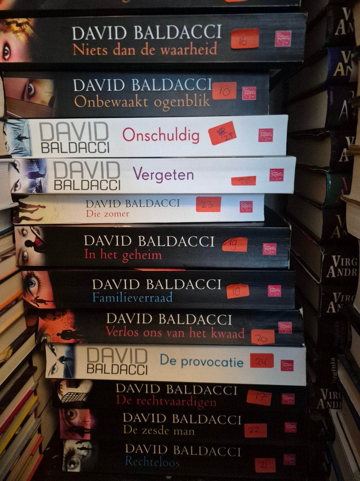 24 boeken David Baldacci, Boeken, Ophalen, Zo goed als nieuw