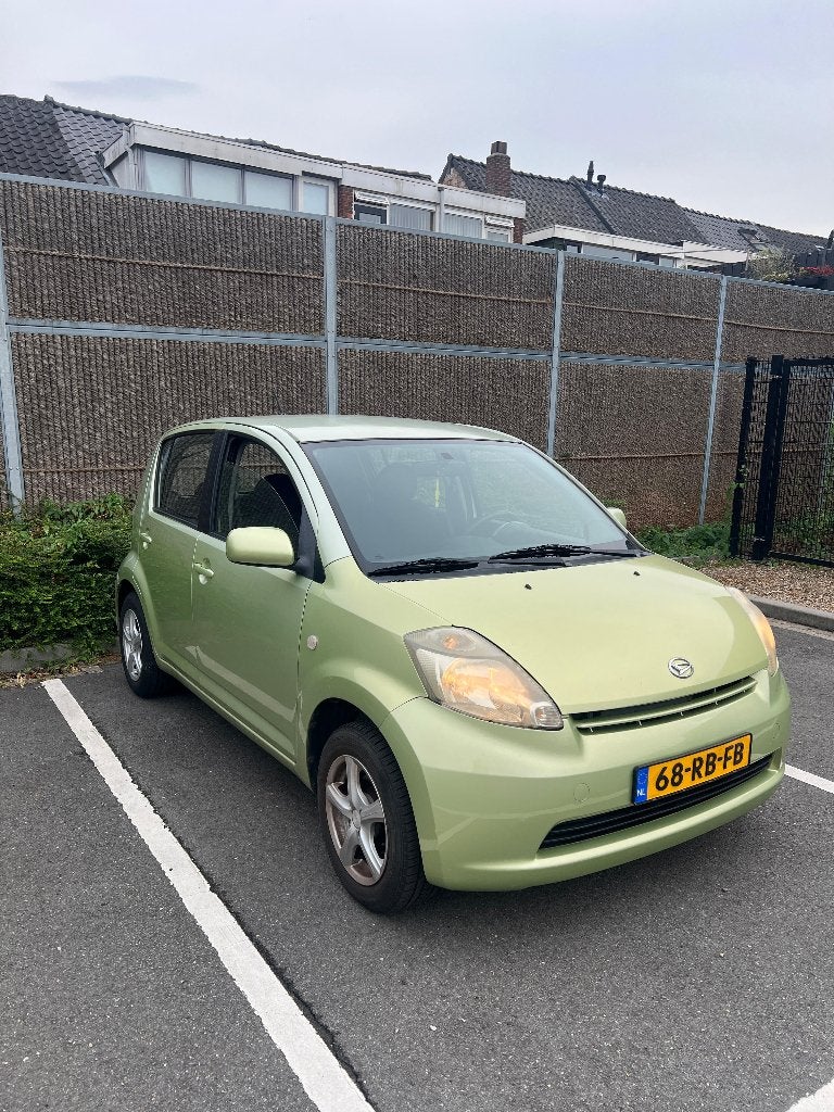 Daihatsu Sirion 1.3 2005 Groen, Auto's, Daihatsu, Voorwielaandrijving, Elektrische ramen, 31 €/maand, 4 cilinders