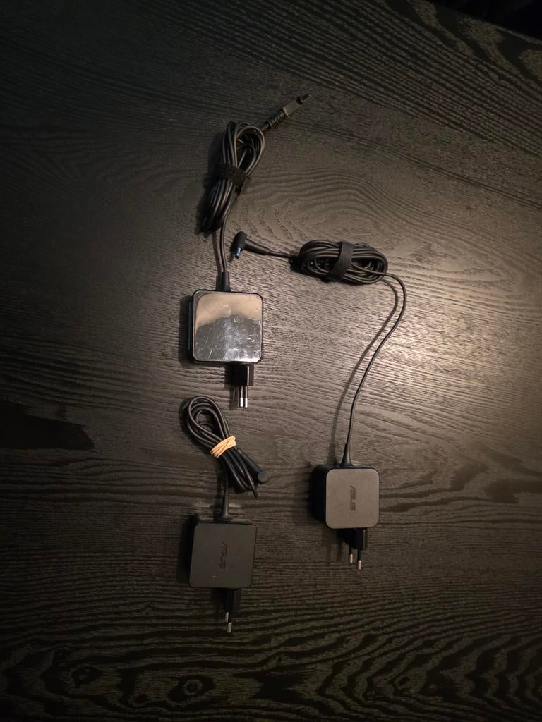 Originele Asus oplader, Ophalen of Verzenden, Gebruikt, Asus