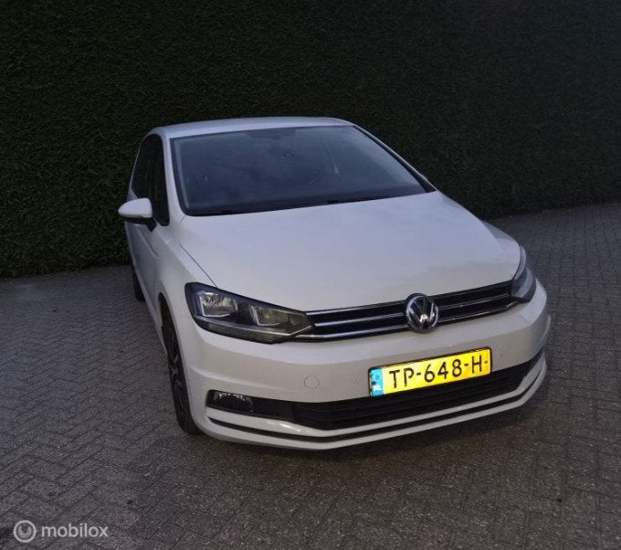 Volkswagen Touran 2.0 TDI SCR Comfortline, Euro 6, 4 cilinders, 150 pk, Automatische klimaatregeling
