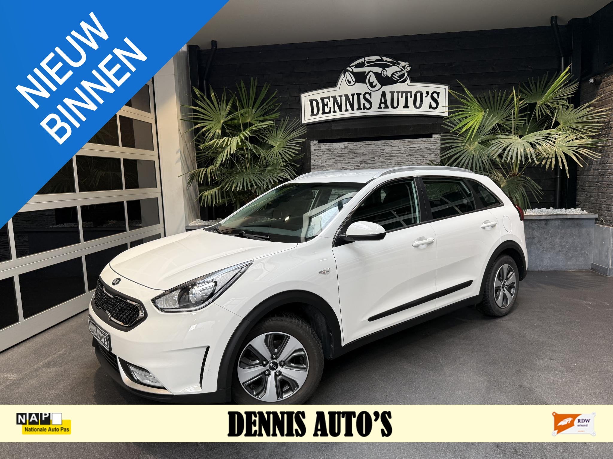 Kia Niro 1.6 GDi PHEV DynamicPlusLine Luxe uitvoering!, Auto's, Dealer onderhouden, 77 km/l, Gebruikt, Wit