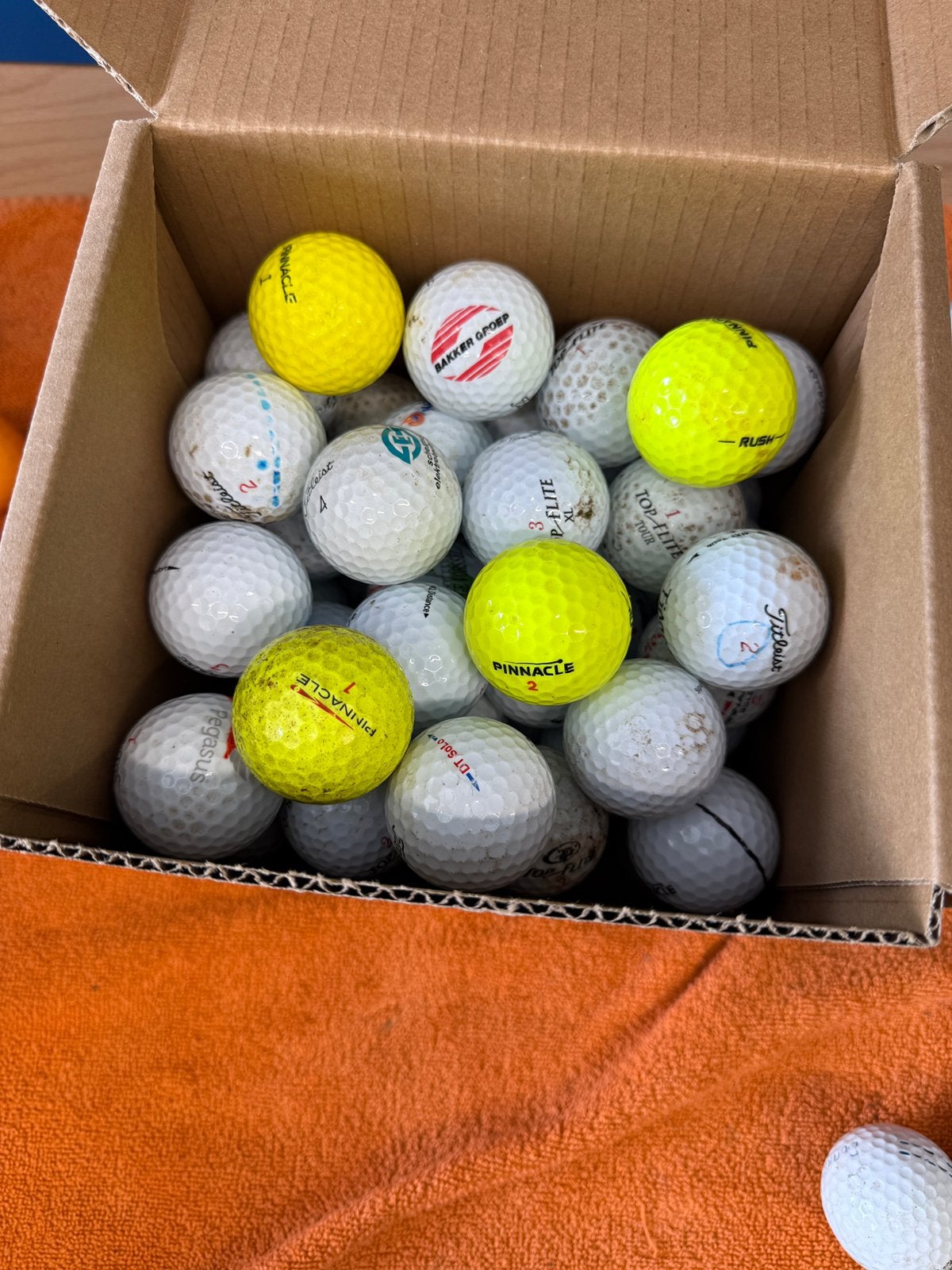 50 golfballen | gebruikt | diverse merken, Ophalen of Verzenden, Gebruikt, Bal(len)