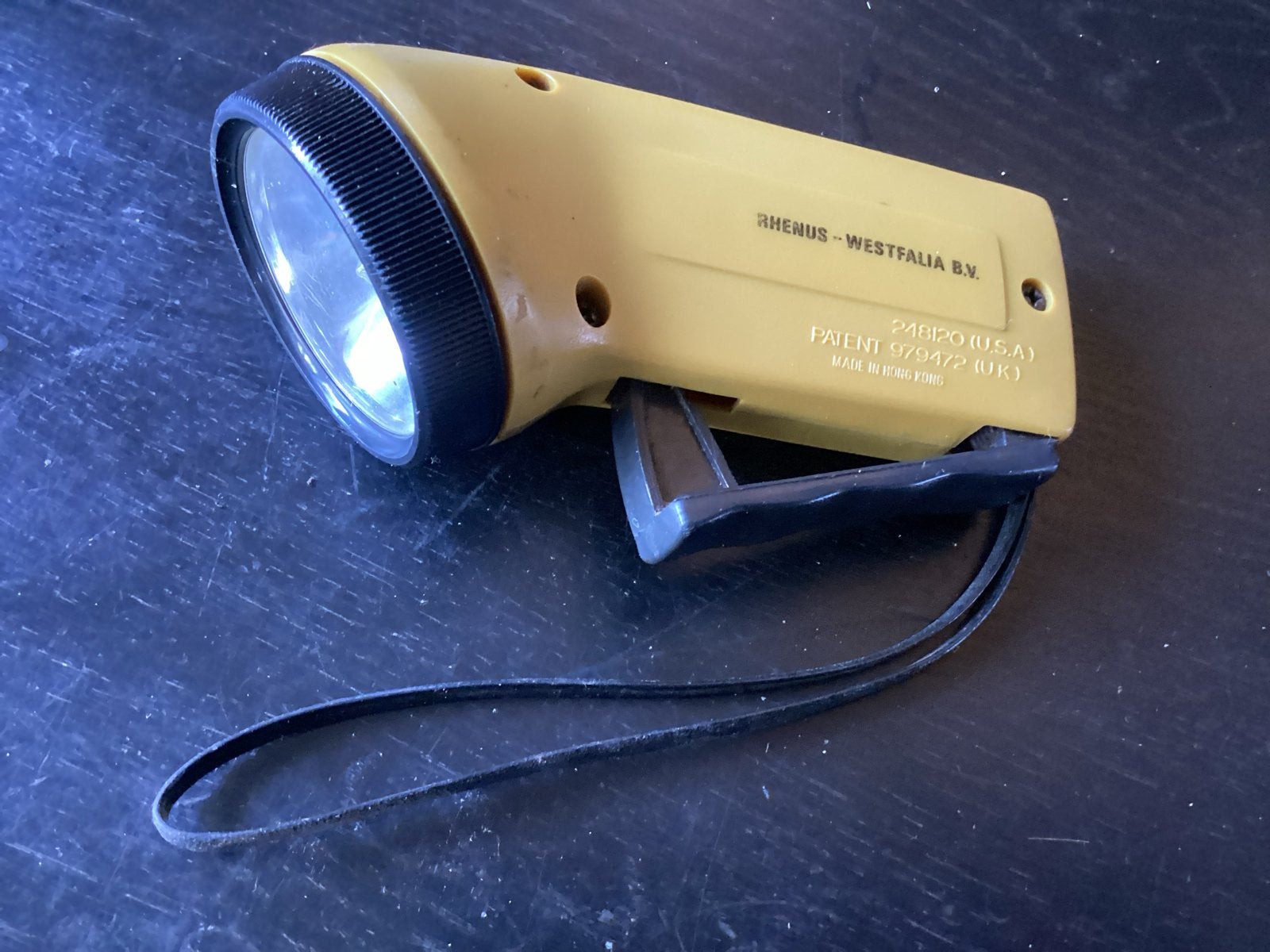 Vintage KNIJPKAT zaklamp jaren '50 IDEASL VOOR NOODPAKKET, Ophalen of Verzenden, Gebruikt, Accu