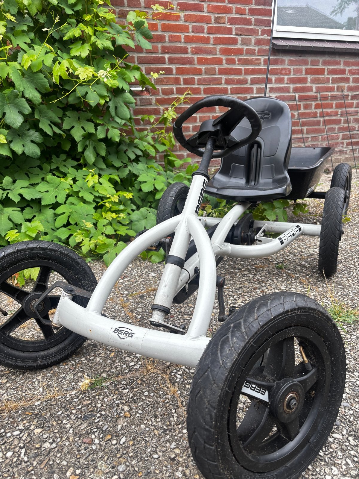 Berg Buddy skelter met aanhanger, Kinderen en Baby's, Speelgoed | Buiten | Skelters, Ophalen, Gebruikt, Berg, Met kar of aanhanger