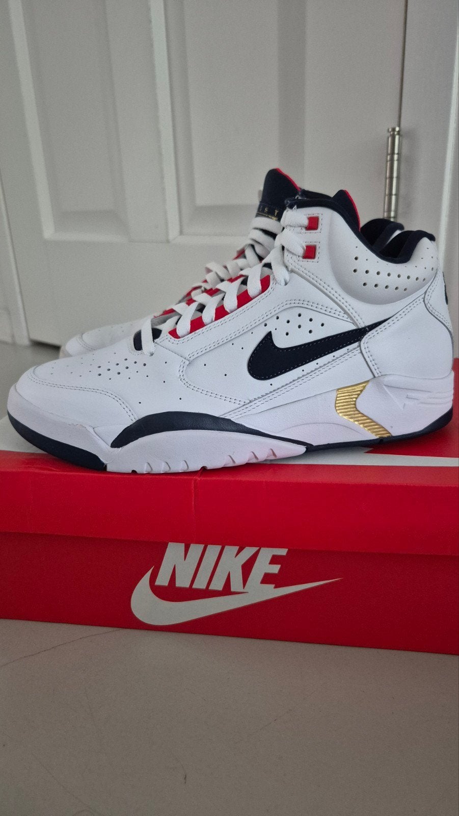 Nike Air Flight Lite mid Olympic maat 43, Wit, Nike Air, Ophalen of Verzenden, Sneakers of Gympen