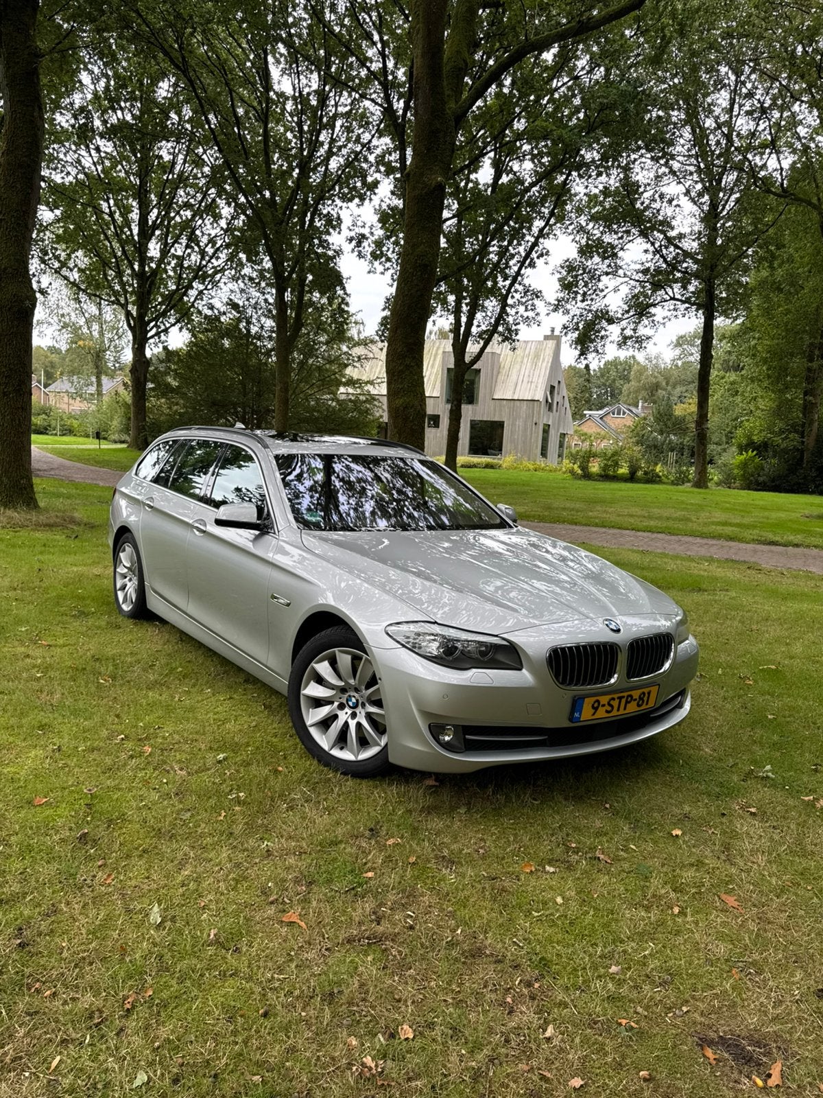 BMW 5-Serie 535i Touring Full Option, Auto's, Automaat, Euro 5, Achterwielaandrijving, Zwart