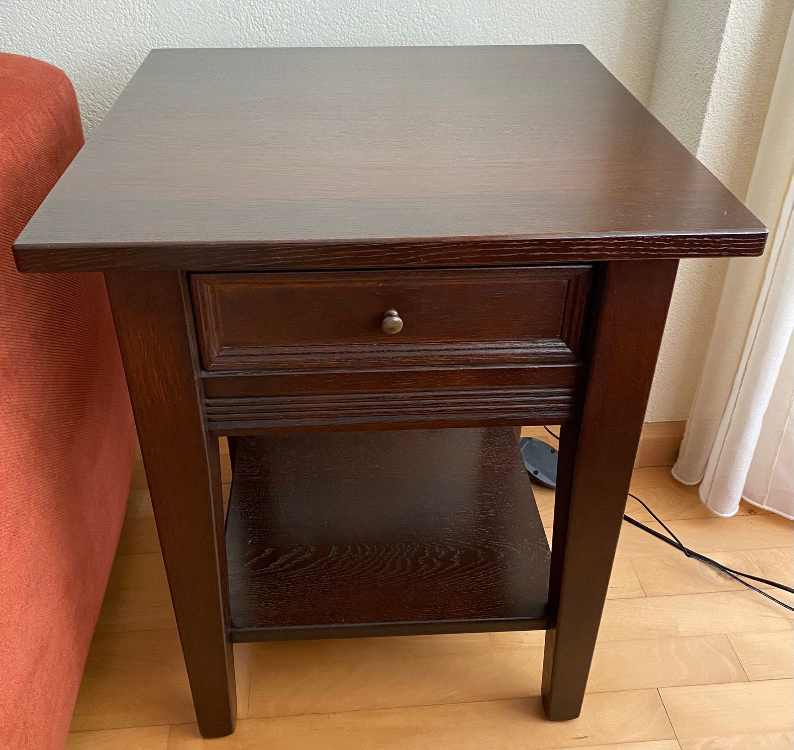 Mooie bijzettafel. Koloniaal hout., Huis en Inrichting, Ophalen, Gebruikt