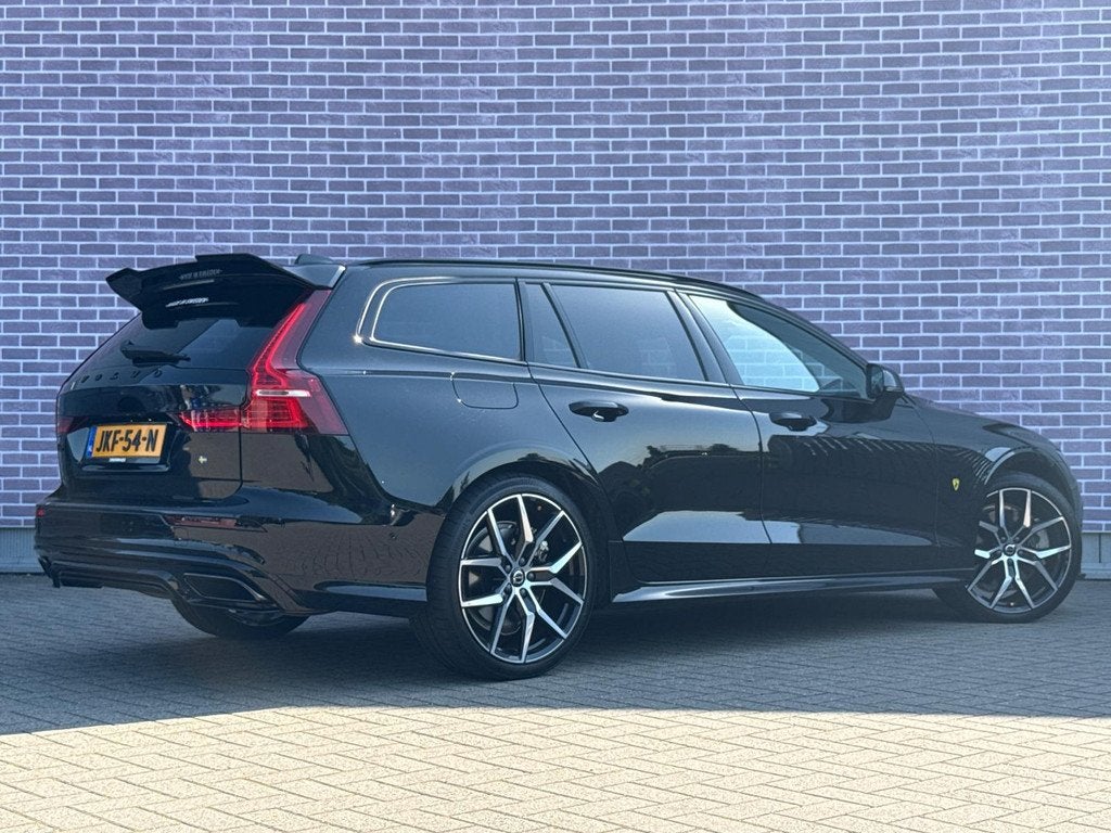 Volvo V60 T6 Plug-in hybrid AWD Ultra Dark | Bowers & Wilkin, Automaat, 12 maanden, Euro 6, 4 cilinders