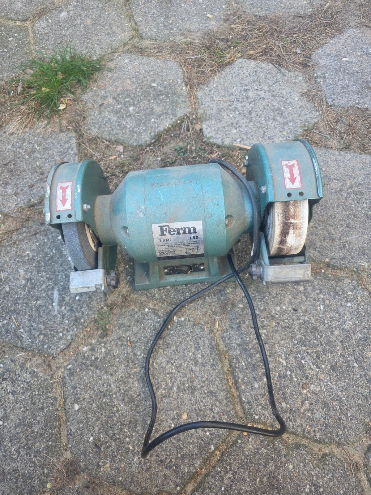 Ferm Dubbel Slijpmachine Type 150 - Werkbankslijpmachine, Ophalen, Gebruikt, Minder dan 700 watt, Werkbankslijpmachine