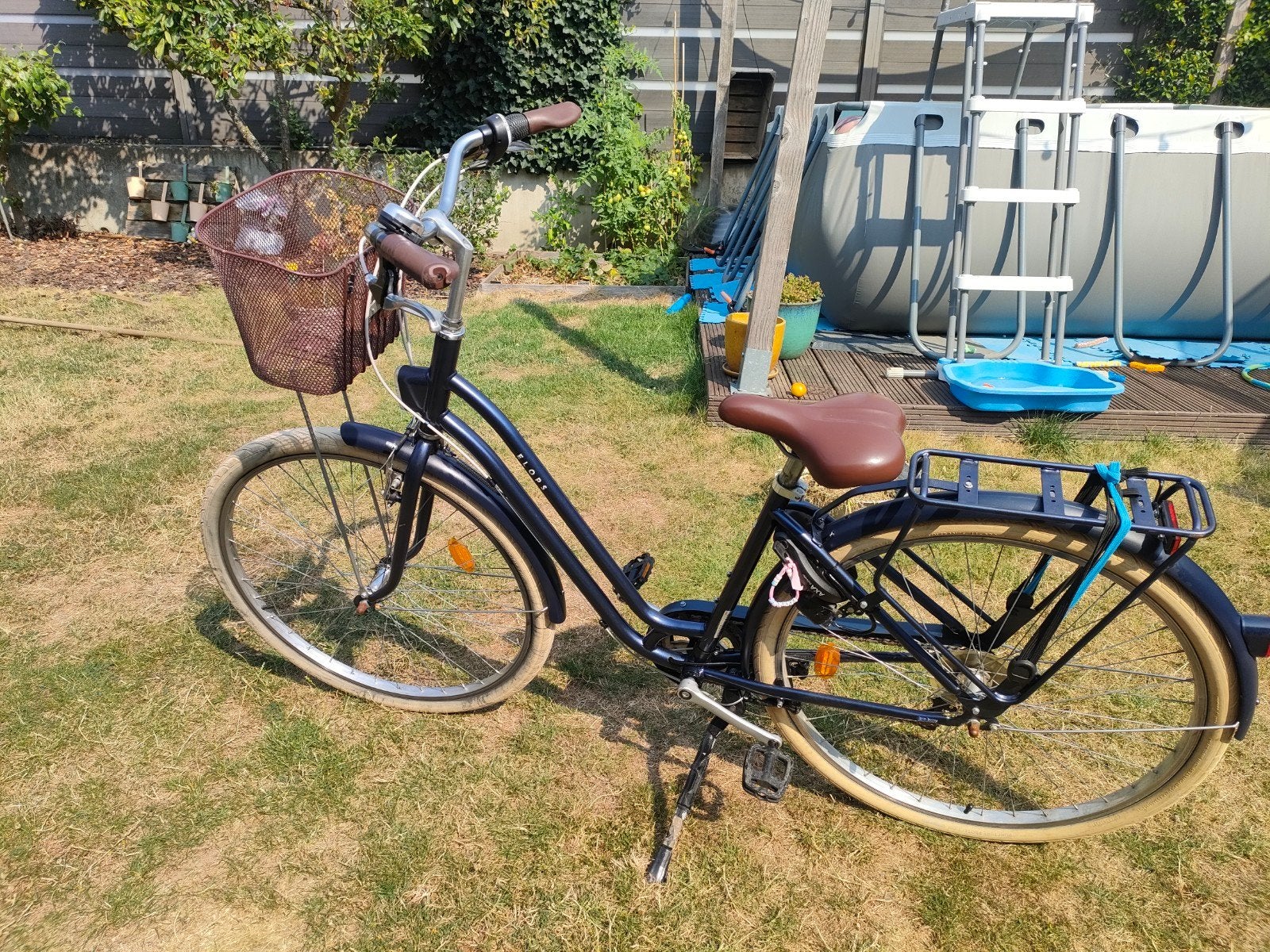 Nette Btwin meisjesfiets 22 inch met fietsmand, Ophalen, Gebruikt, 22 inch, Btwin