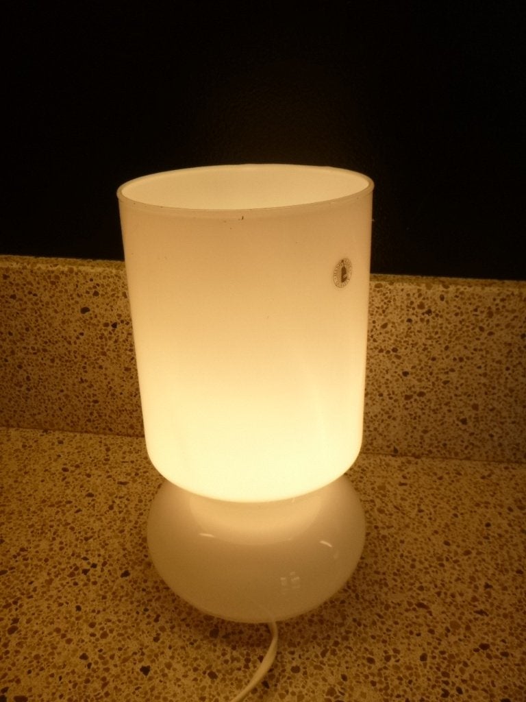 glazen Ikea tafellamp in de kleur wit, Ophalen of Verzenden, Gebruikt, Glas, Minder dan 50 cm