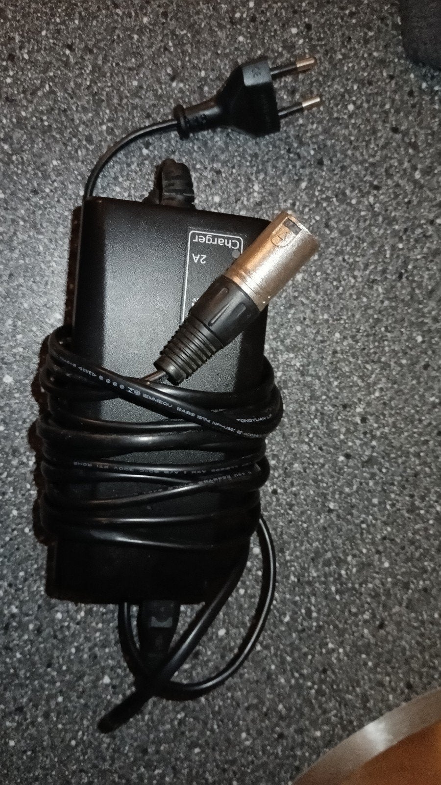 BSC42002000 E-bike Oplader (oud model), Ophalen of Verzenden, Gebruikt