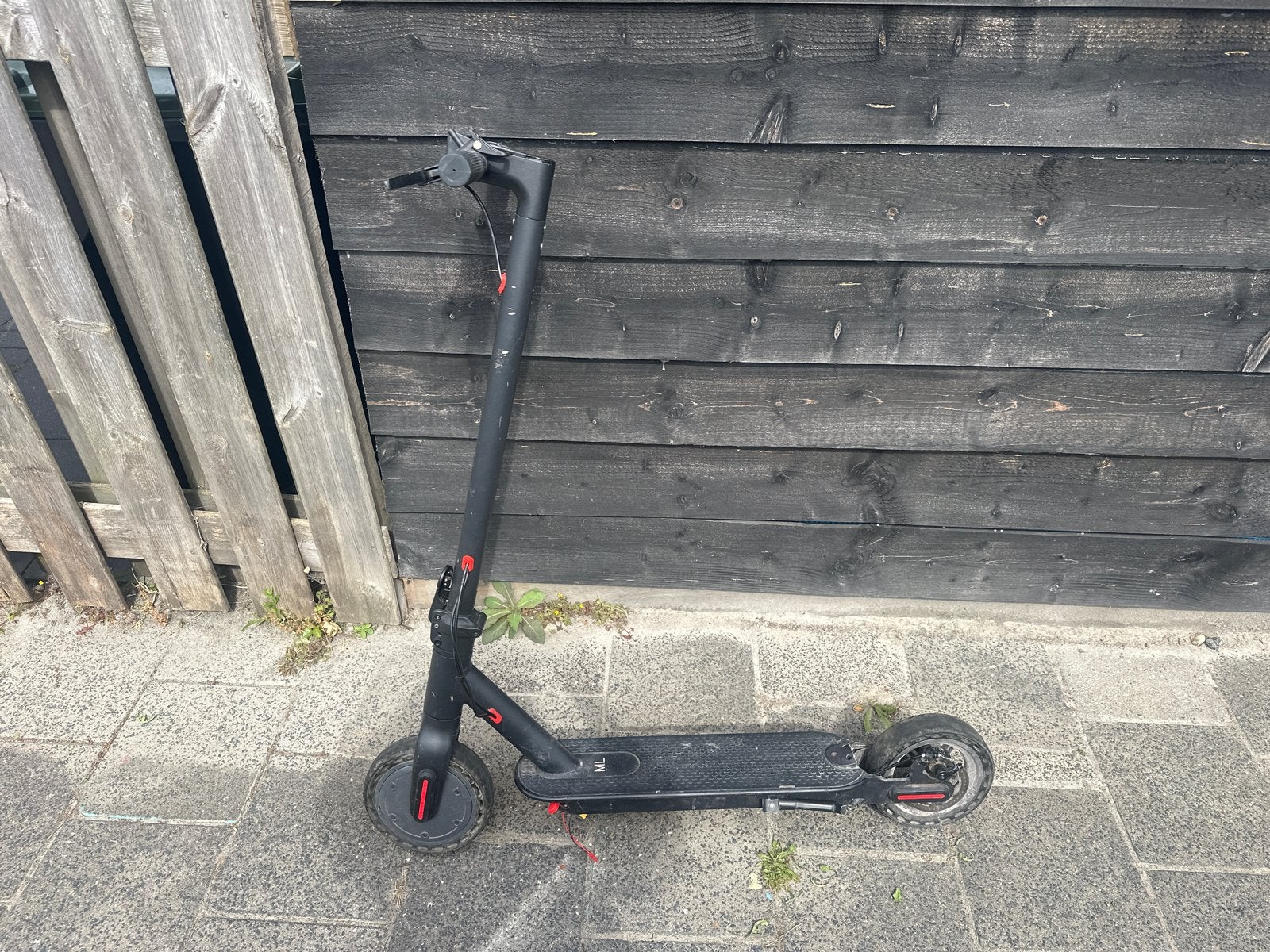 Elektrische step voor onderdelen (defecte batterij), Fietsen en Brommers, Steps, Ophalen of Verzenden, Gebruikt, Elektrische step (E-scooter)
