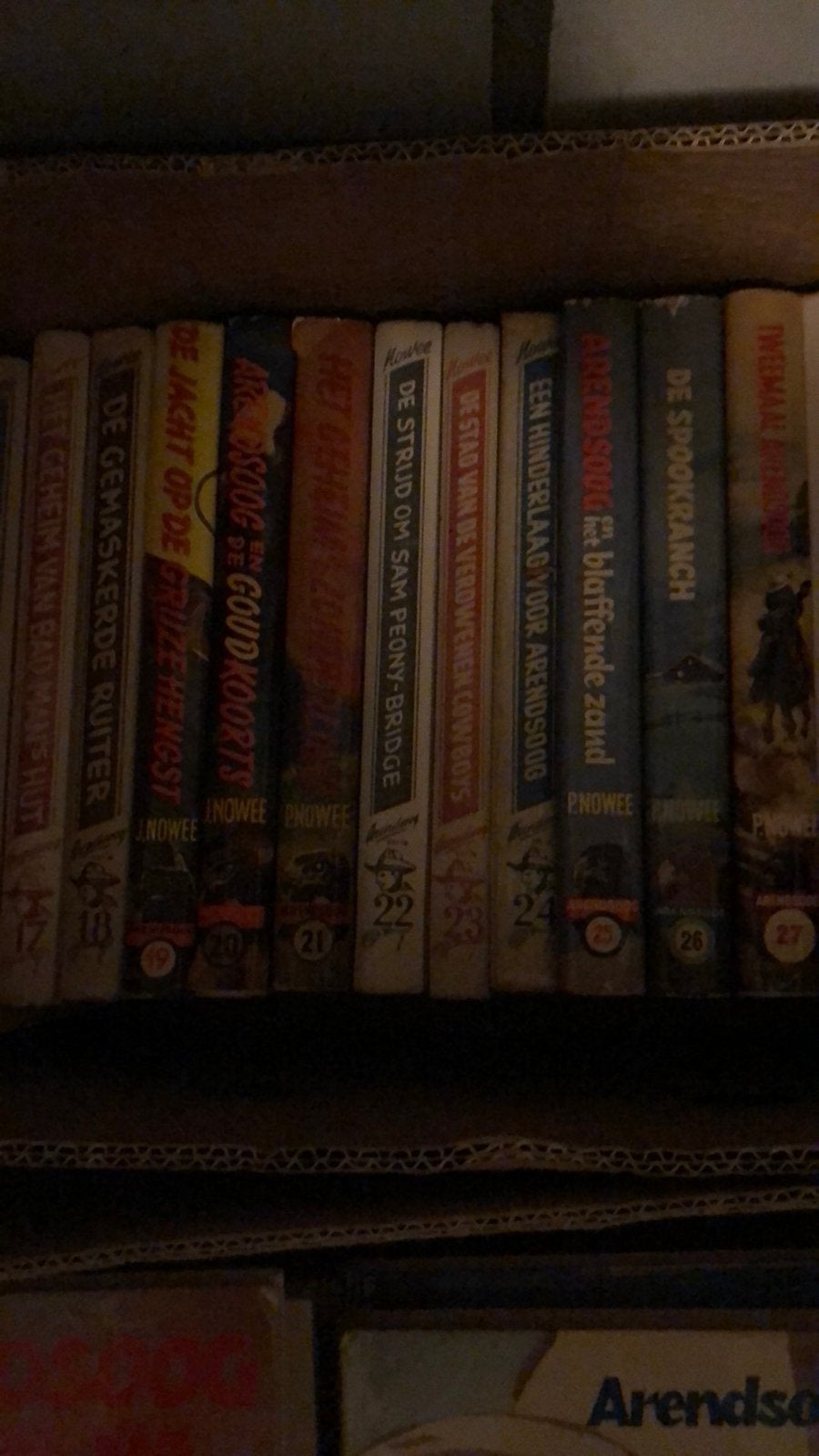 collectie Arendsoog 1 T/M 35, kan bezorgen straal Den haag, Boeken, Ophalen, Gelezen, Nowee
