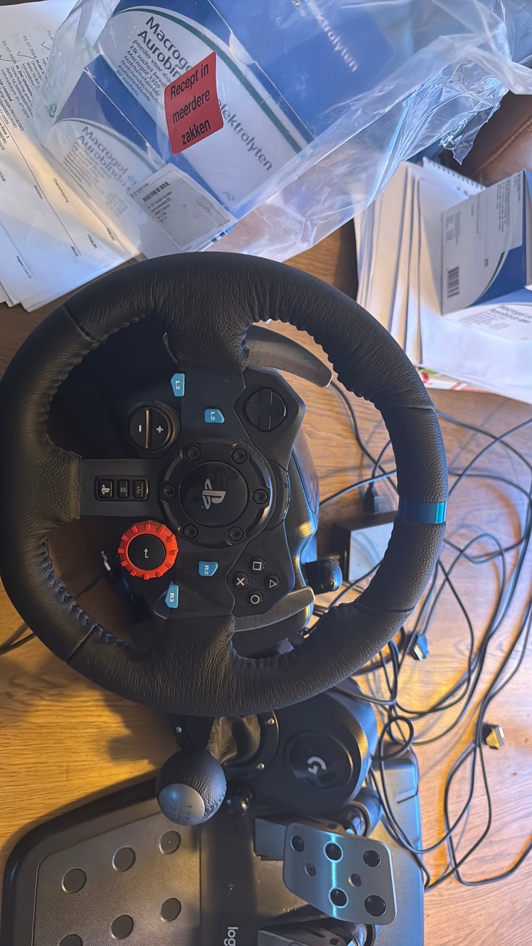Logitech G29 Driving Force Racestuur met Force Feedback, Spelcomputers en Games, Ophalen, Racestuur, Force feedback, PlayStation