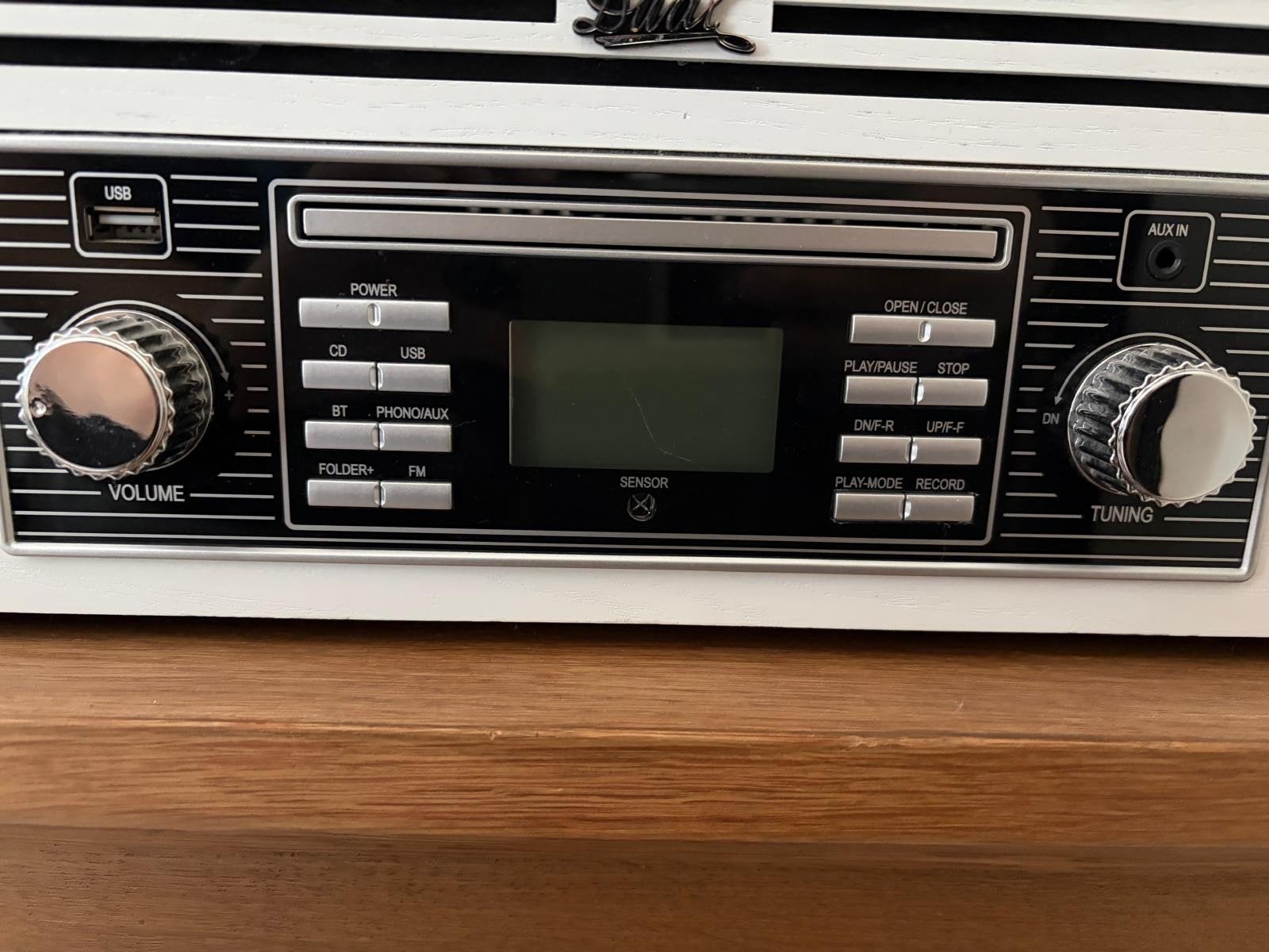 Foto 6 van Platenspeler met CD, Radio en Bluetooth