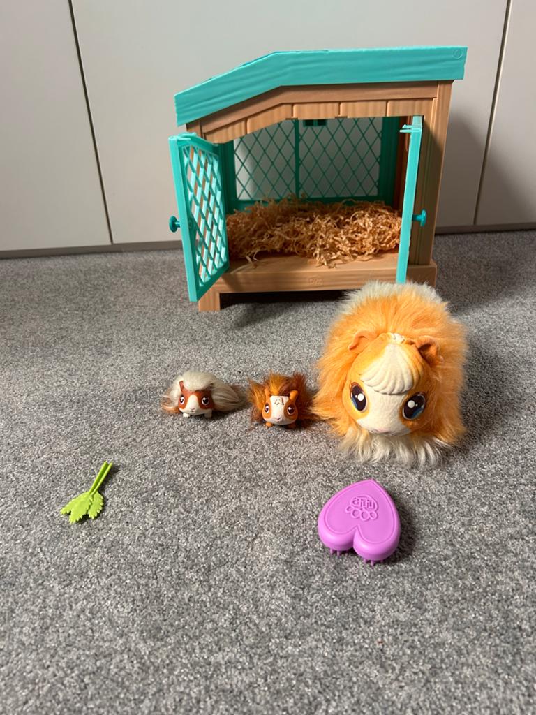 Little Live Pets Mama Surprise Cavia met 2 baby's, Ophalen, Zo goed als nieuw, Overige typen, Met licht