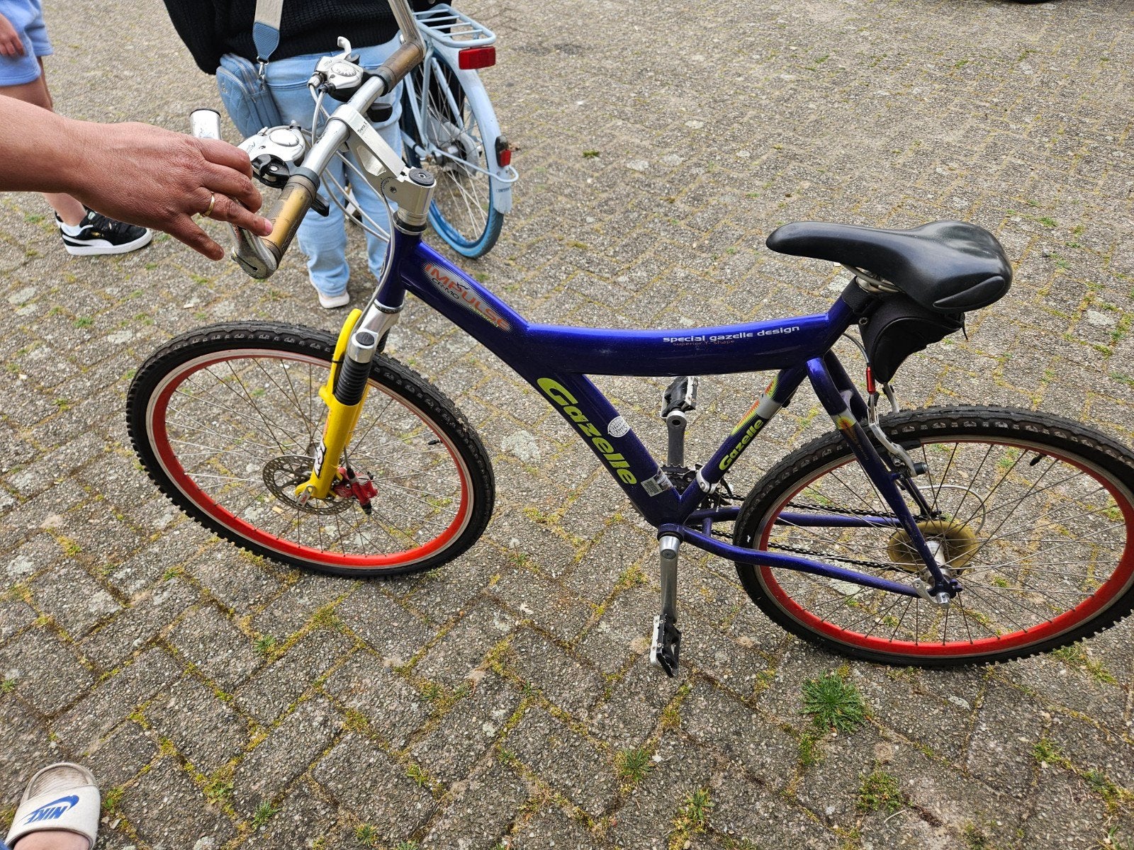 Gazelle Mountainbike - Blauw met Gele Vering, Ophalen, Hardtail, Heren, 49 tot 53 cm
