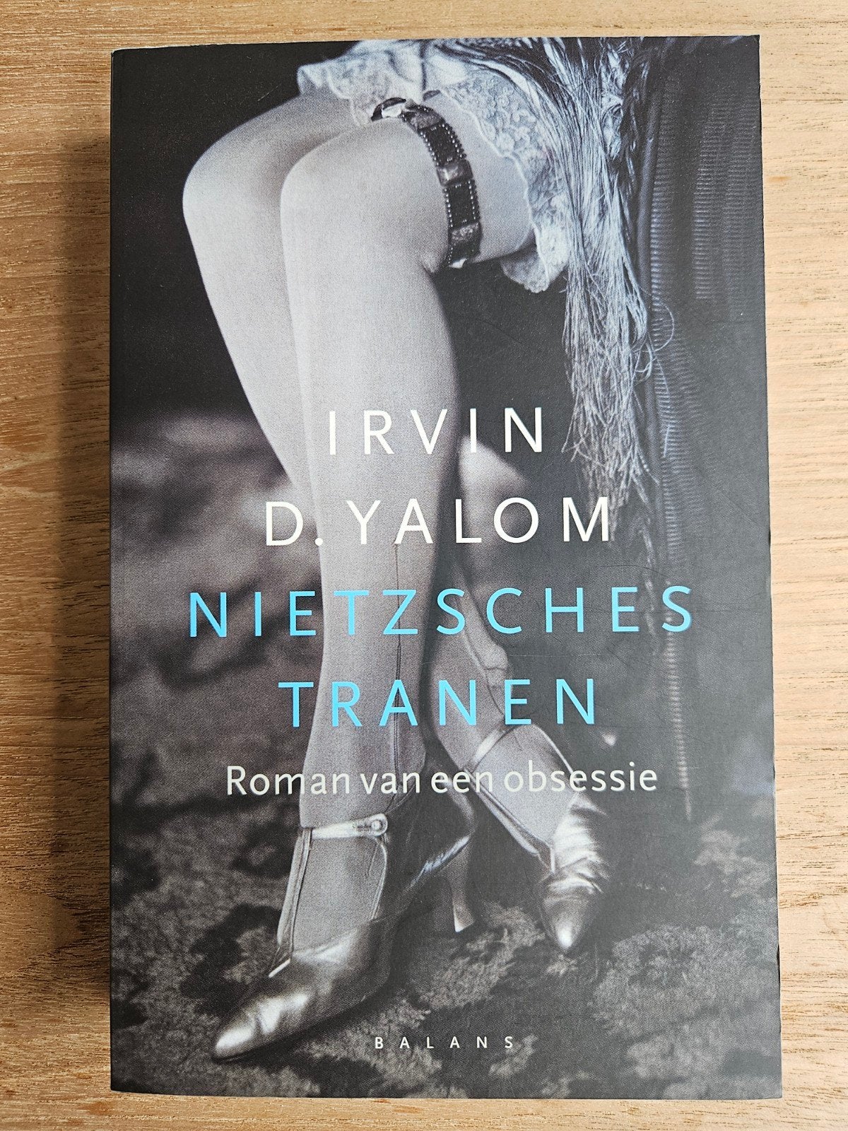 Irvin D. Yalom - Nietzsches tranen, Ophalen of Verzenden, Zo goed als nieuw, Irvin D. Yalom