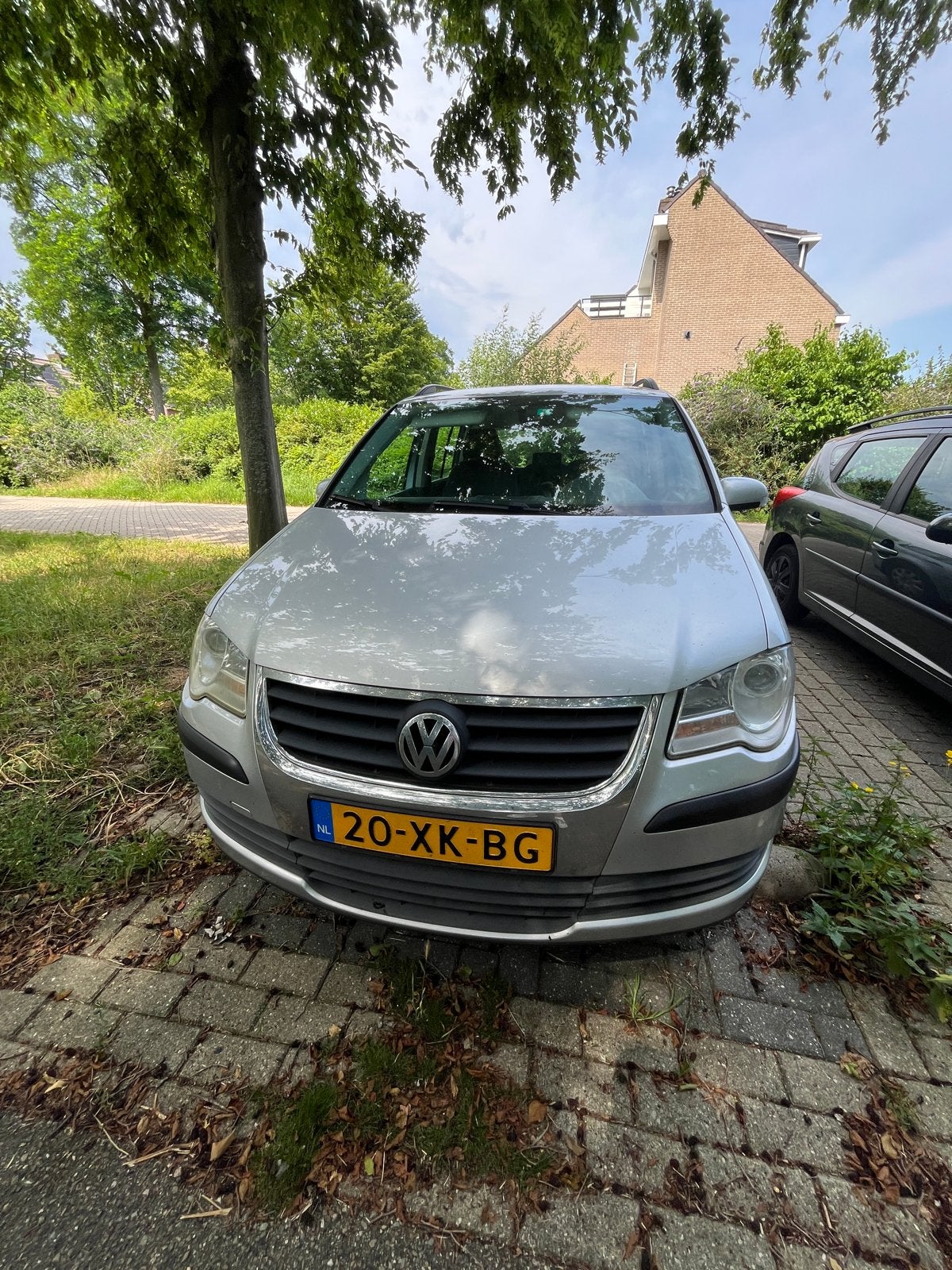 Volkswagen Touran met versnellingsbakproblemen, Auto diversen, Schadeauto's, Ophalen, Volkswagen, 1595 cc, Handgeschakeld