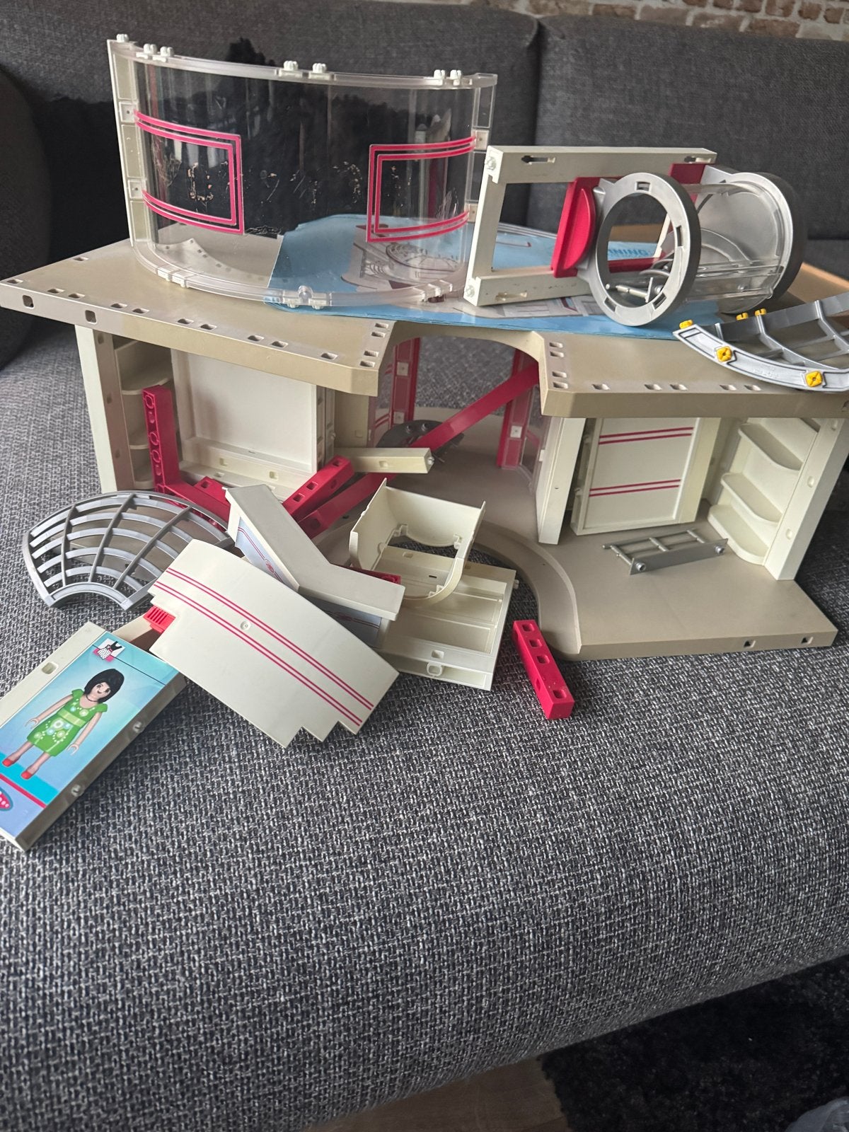 Grote Playmobil set: Politie, Huis, Figuren en Accessoires, Kinderen en Baby's, Speelgoed | Playmobil, Gebruikt, Gebouw, Complete set