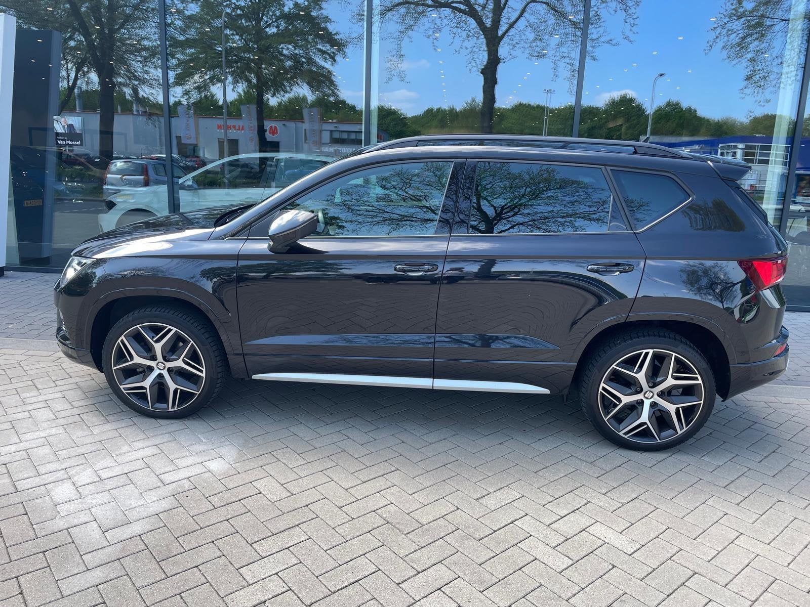 Seat Ateca 1.5 Ecotsi 150pk Dsg-7 FR Business intense, Auto's, Seat, 1498 cc, 680 kg, 4 cilinders, Zwart
