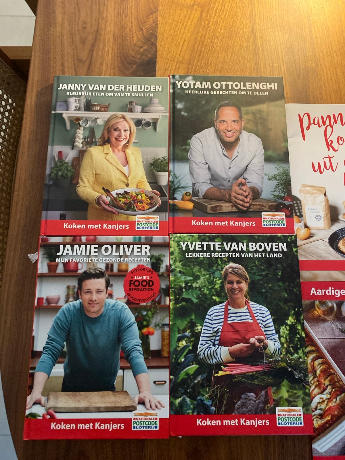 Kookboeken set: Janny, Yotam, Jamie, Yvette + extra's, Hoofdgerechten, Ophalen of Verzenden, Zo goed als nieuw, Gezond koken