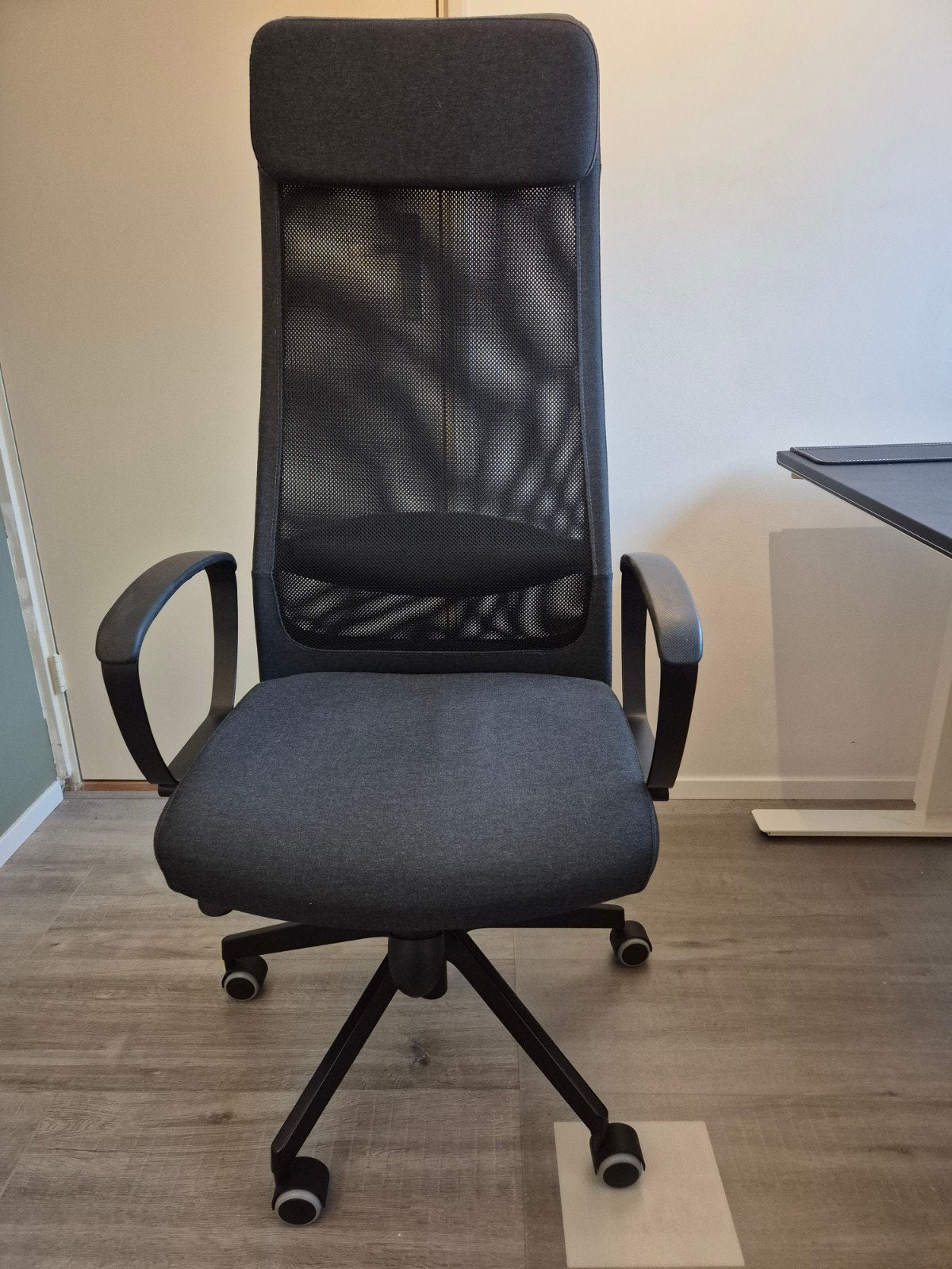 IKEA Markus Bureaustoel - Donkergrijs, Zo goed als nieuw, Ophalen, Zo goed als nieuw, Grijs, Bureaustoel