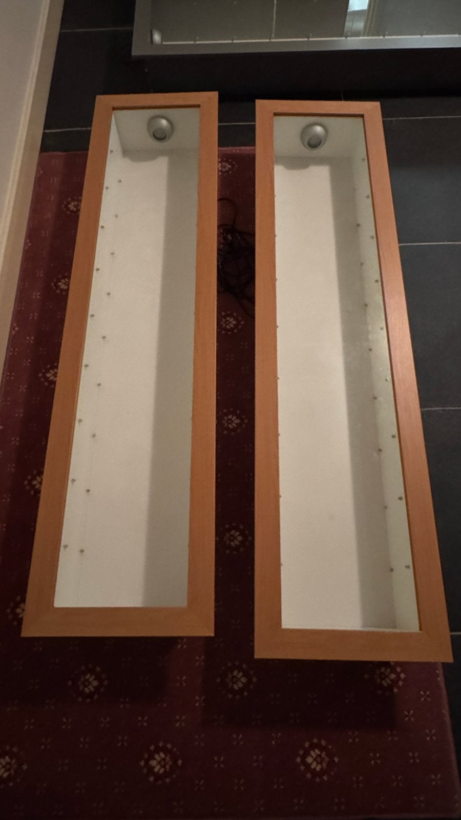 IKEA Bertby vitrinekasten (compleet, incl verlichting), Ophalen, Minder dan 50 cm, Minder dan 25 cm, 150 tot 200 cm