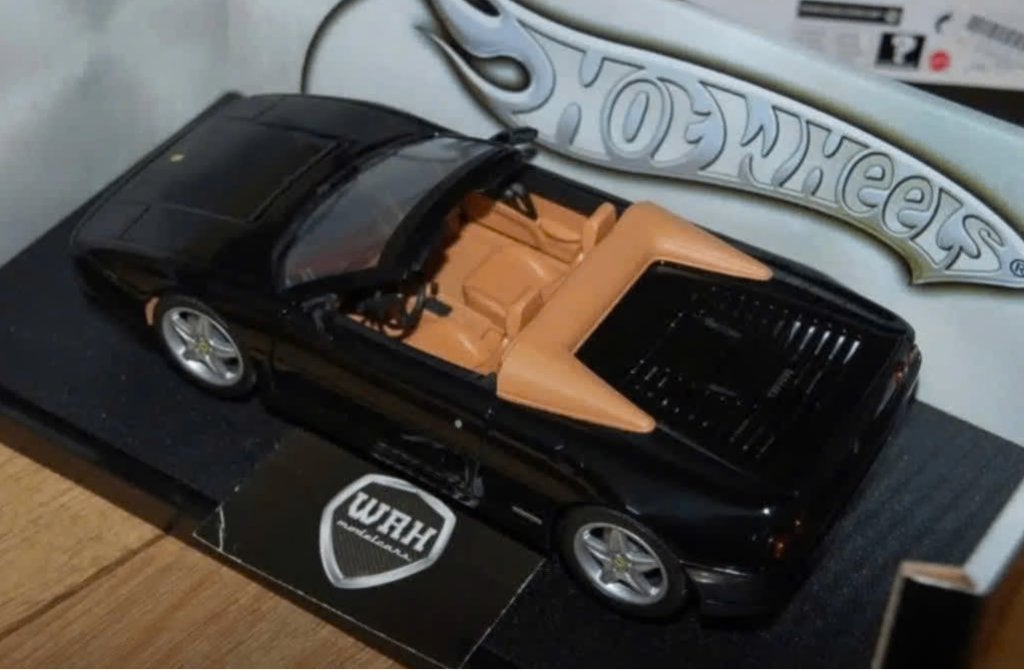 1:18 FERRARI 355 SPIDER nero Hotwheels in box WRH, Hobby en Vrije tijd, Verzenden, Zo goed als nieuw, Auto, Hot Wheels