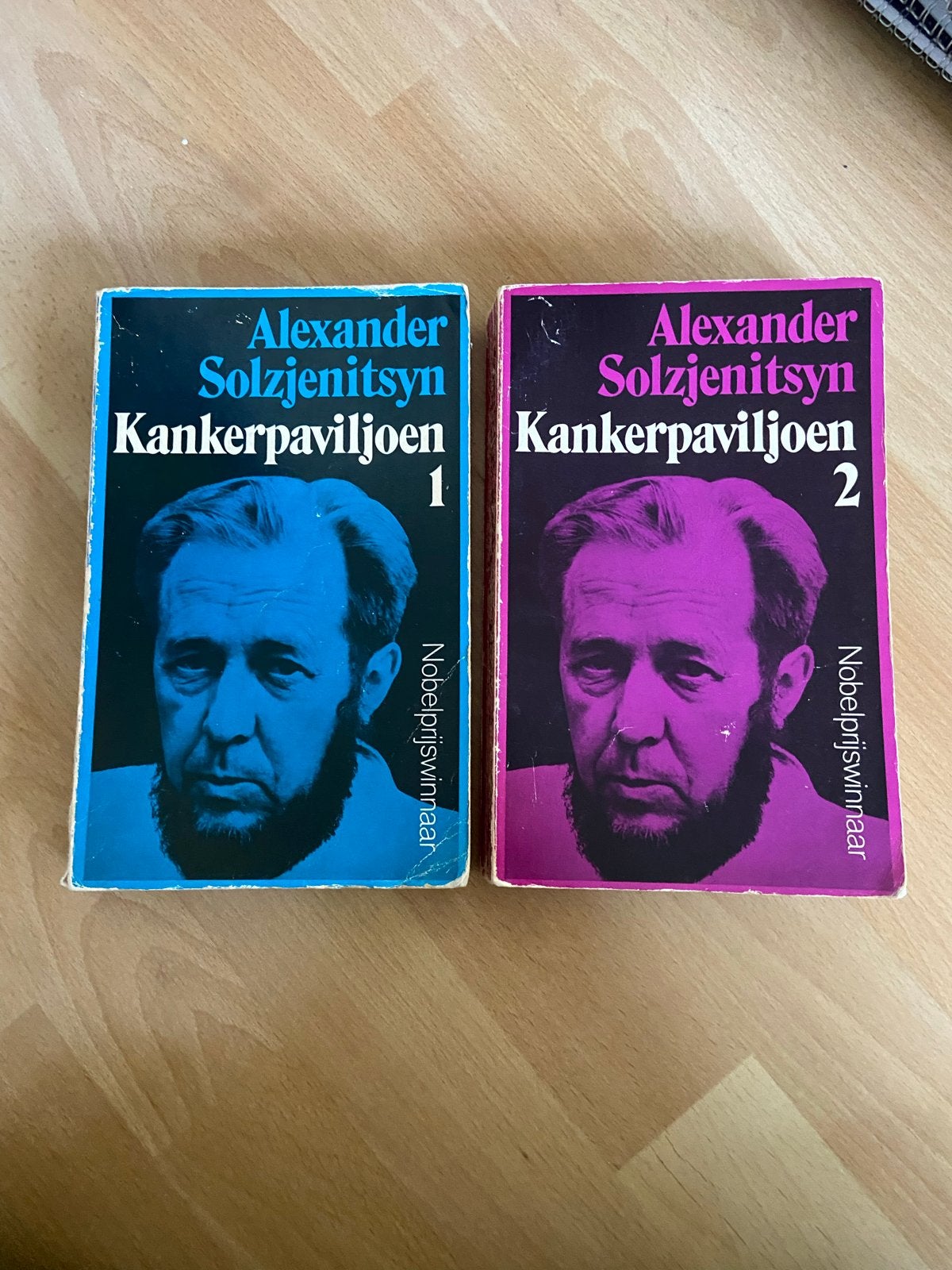 Kankerpaviljoen 1 & 2 - Alexander Solzjenitsyn, Ophalen of Verzenden, Gelezen, Europa overig