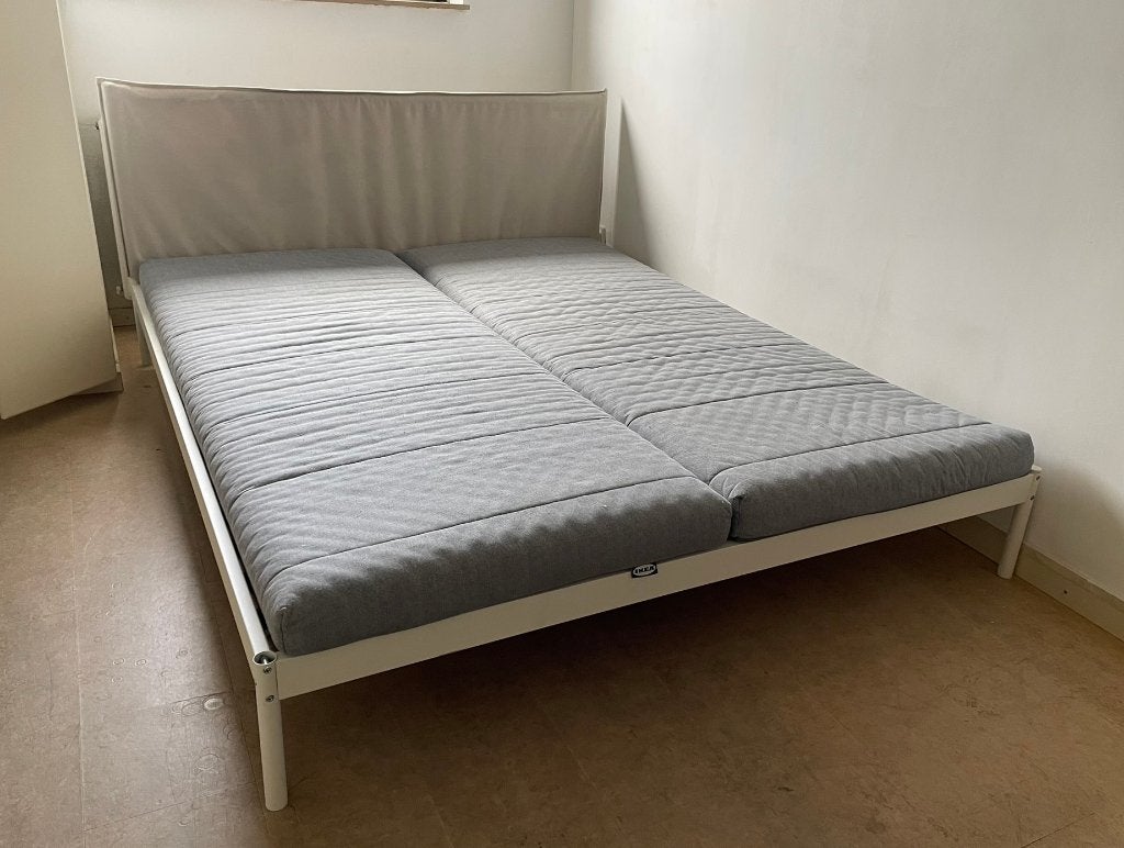 KLEPPSTAD Bedframe, wit/Vissle beige, 160x200 cm, Ophalen, Wit, Tweepersoons, Zo goed als nieuw