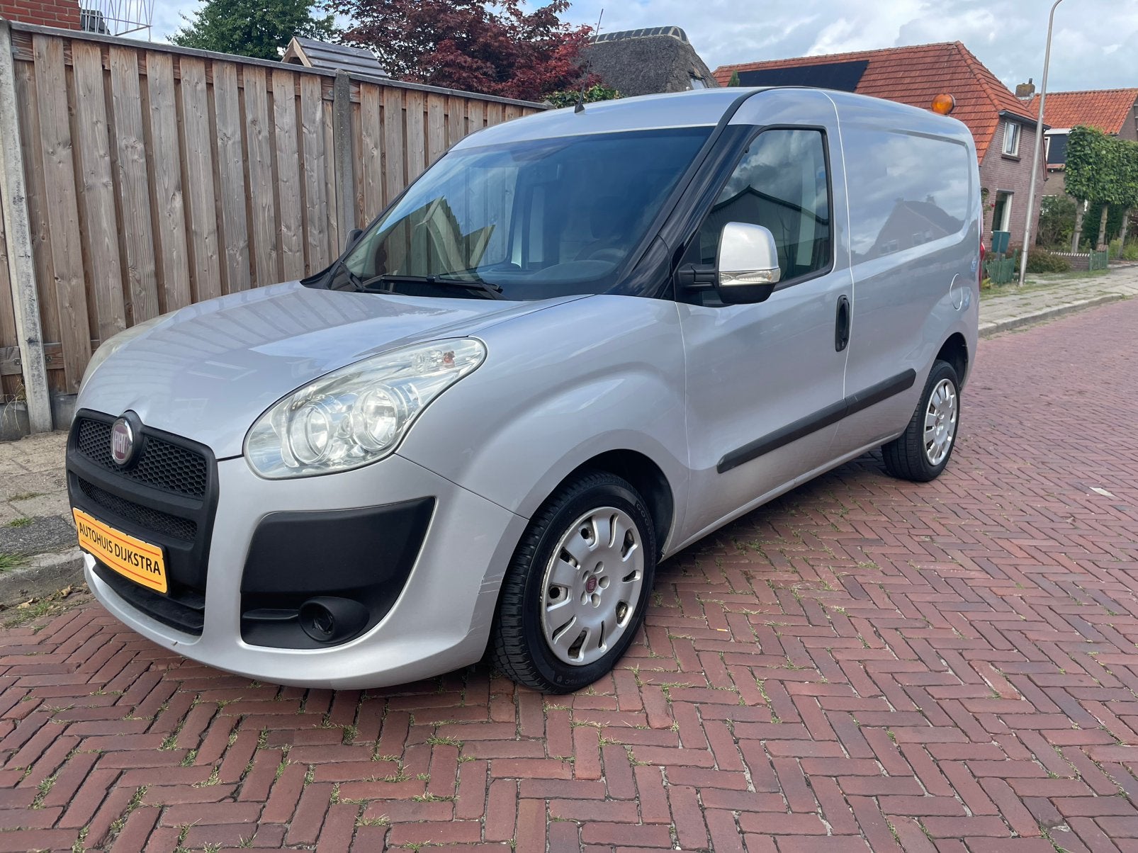 Fiat Doblo 2011 Benzine Airco Schuifdeur, Bedrijf, Parkeersensor, Zilver of Grijs, Te koop