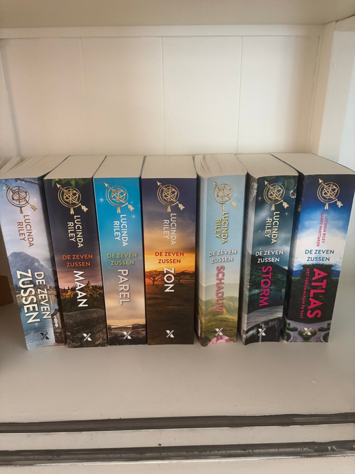 De Zeven Zussen (7 boeken) - Lucinda Riley, Boeken, Ophalen, Zo goed als nieuw